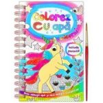 Unicorni. Colorez cu apă